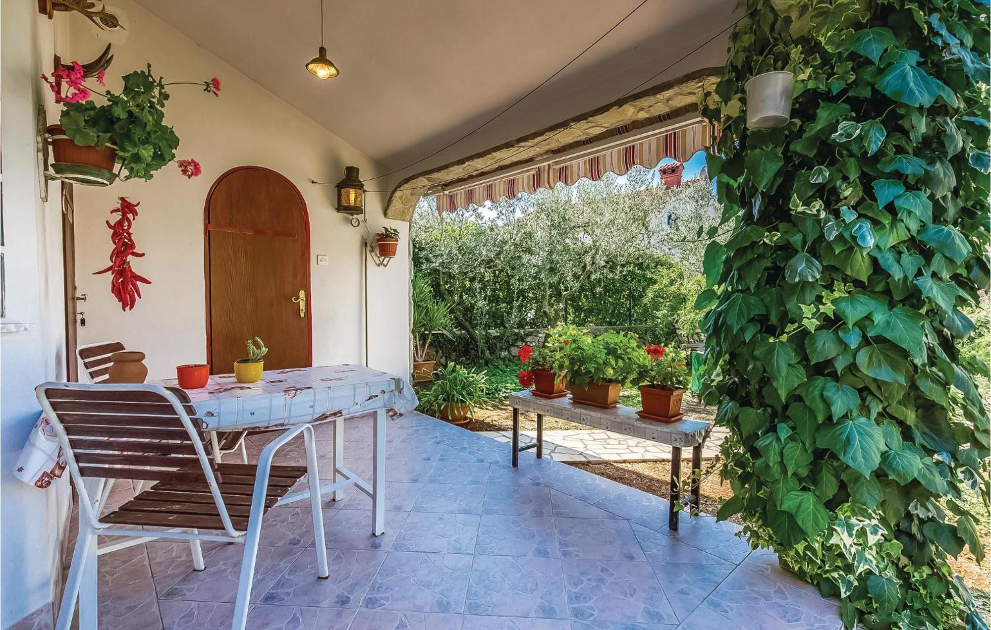 Lovely Apartment In Krk With Wifi Brzac Exterior foto